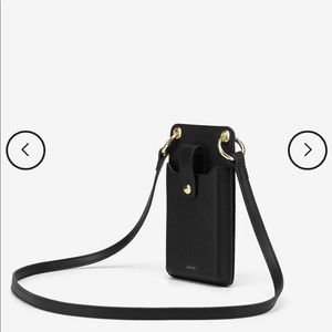 Brand New!!
JW PEI PHONE CASE (BLACK)